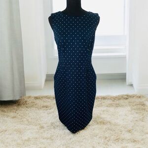 Lands' End Navy Blue Polka Dot Knee Length Sleeveless‎ Sheath Dress
Size 8P